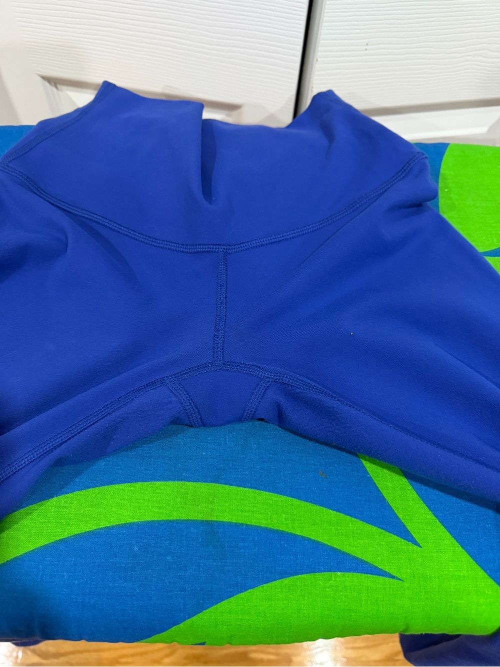 lululemon athletica cobalt blue workout leggings